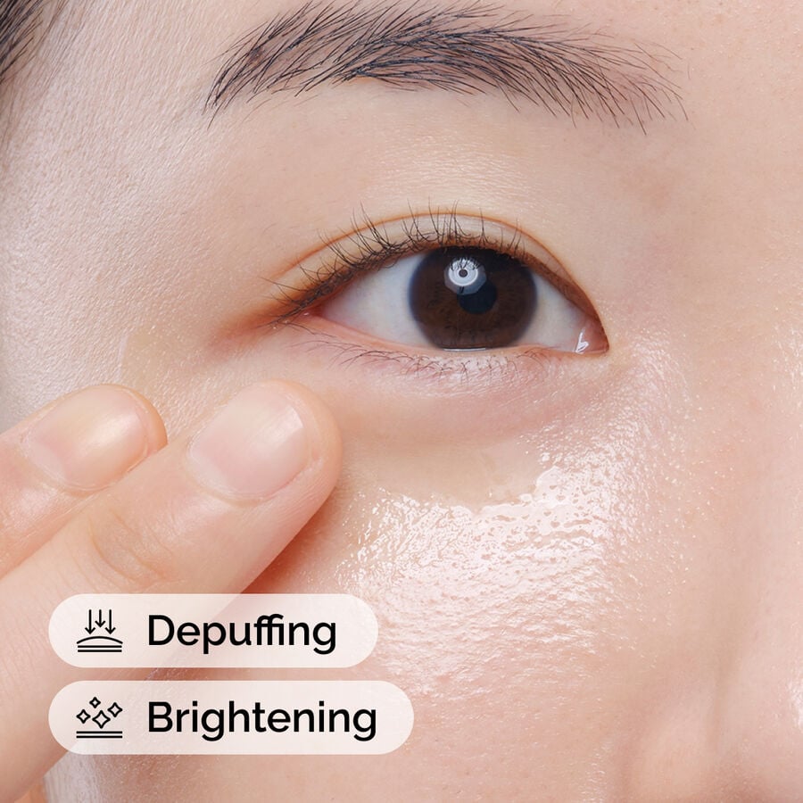 caffeine-solution-5-egcg-eye-serum-y8 ord-caffeine-solution-egcg-model-application-with-benefits.jpg
